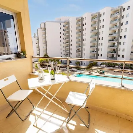 Cozy Playa Paraiso, Pool דירה